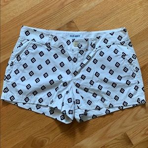 Black and white shorts, size 4